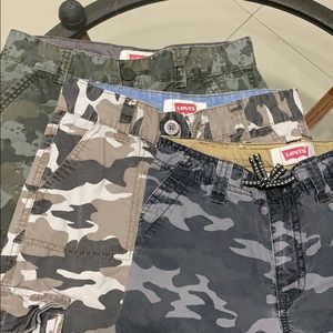 Levi’s cargo kids shorts